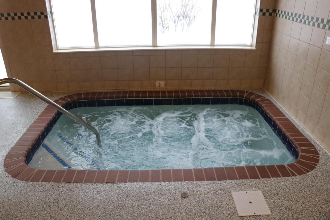 Holiday Inn Express & Suites Marquette By Ihg Eksteriør billede