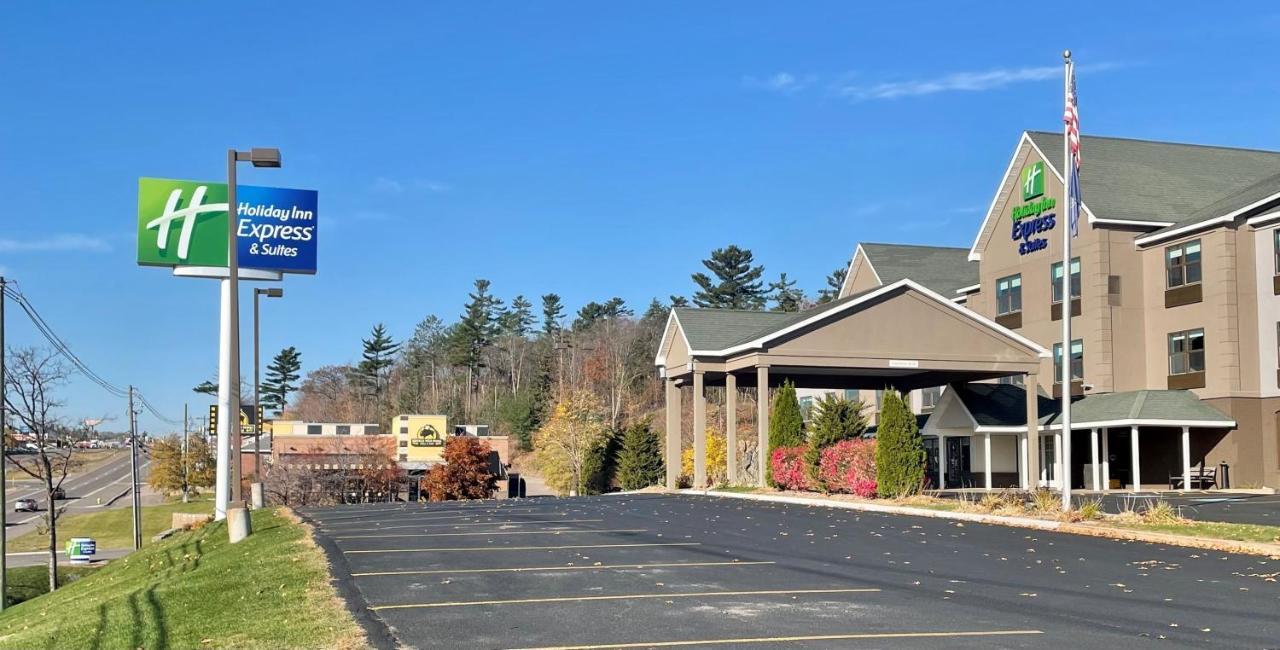 Holiday Inn Express & Suites Marquette By Ihg Eksteriør billede