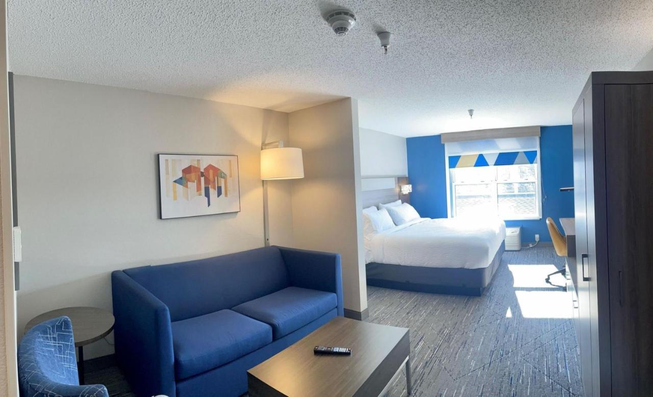 Holiday Inn Express & Suites Marquette By Ihg Eksteriør billede