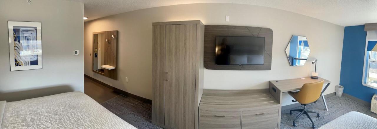 Holiday Inn Express & Suites Marquette By Ihg Eksteriør billede