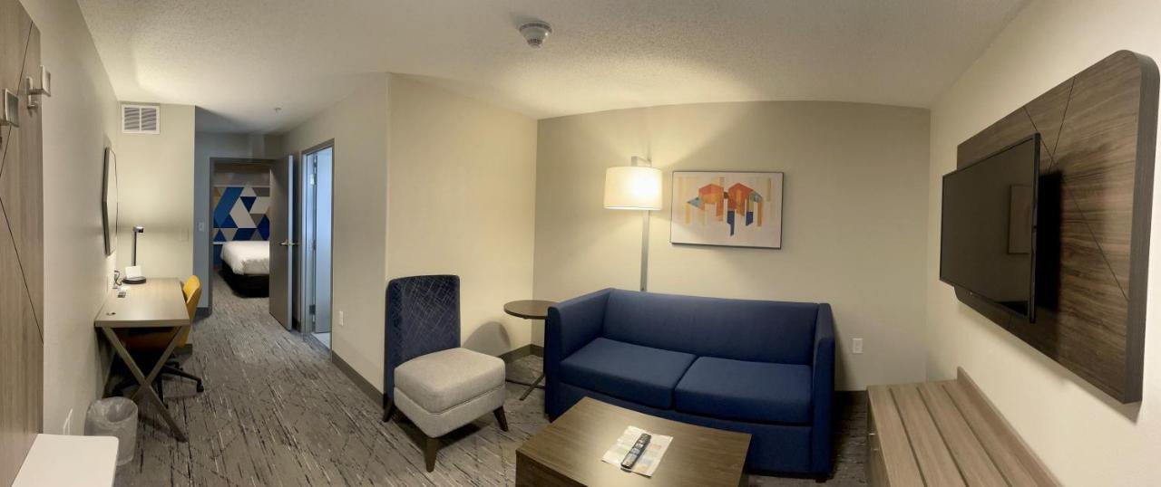 Holiday Inn Express & Suites Marquette By Ihg Eksteriør billede