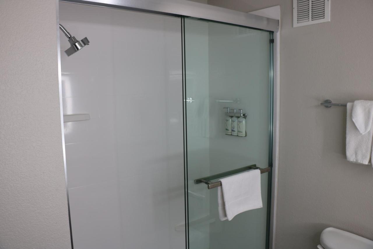 Holiday Inn Express & Suites Marquette By Ihg Eksteriør billede