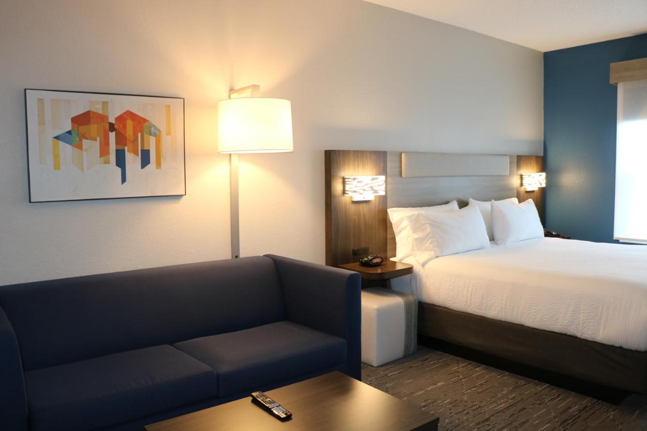 Holiday Inn Express & Suites Marquette By Ihg Eksteriør billede