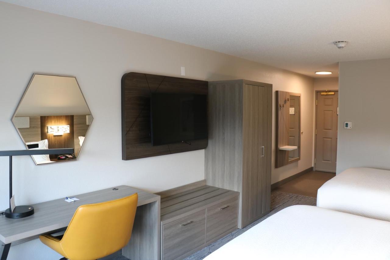 Holiday Inn Express & Suites Marquette By Ihg Eksteriør billede