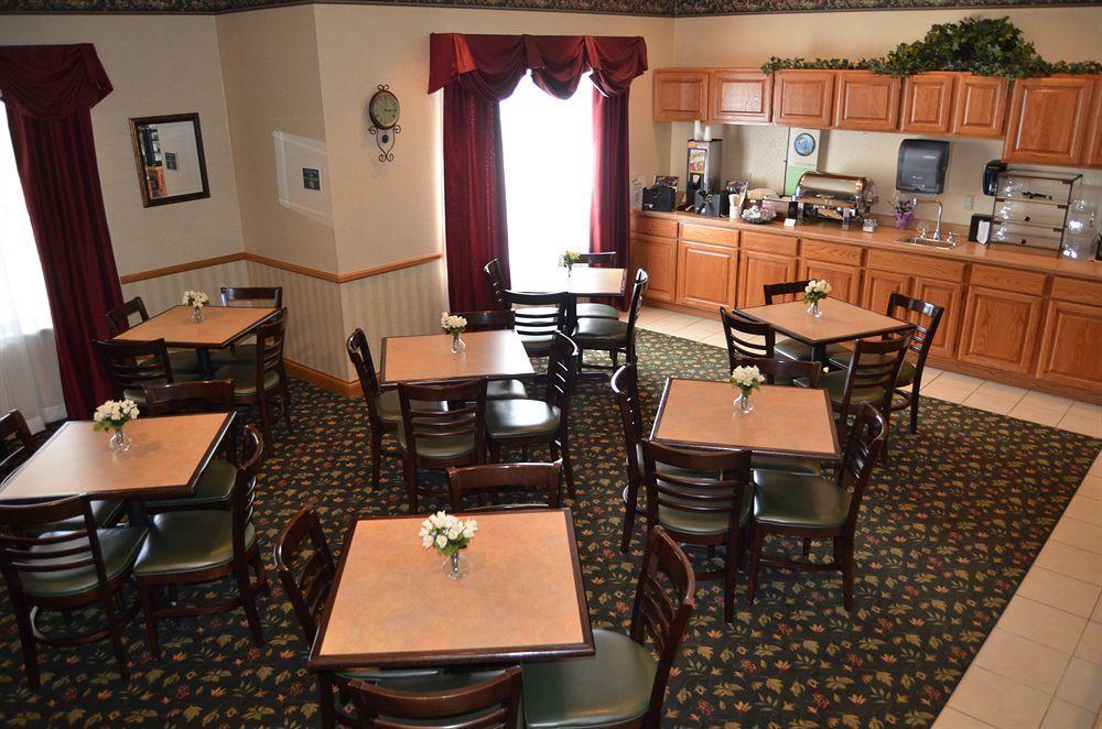 Holiday Inn Express & Suites Marquette By Ihg Restaurant billede
