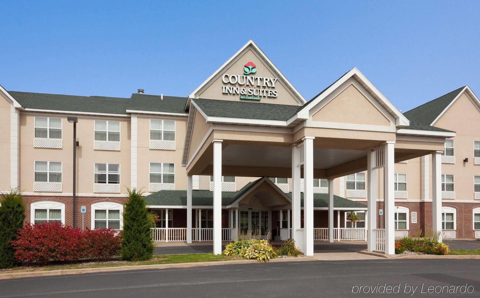 Holiday Inn Express & Suites Marquette By Ihg Eksteriør billede