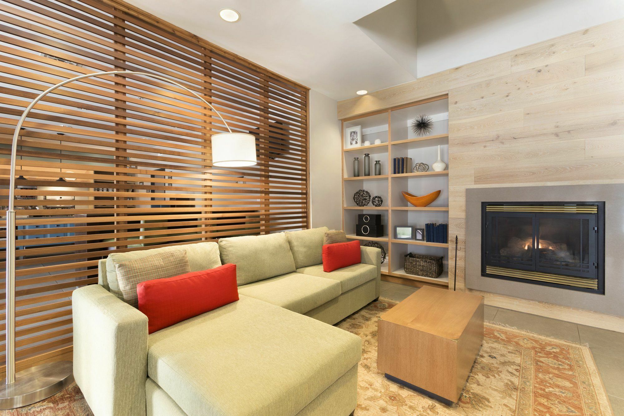 Holiday Inn Express & Suites Marquette By Ihg Eksteriør billede