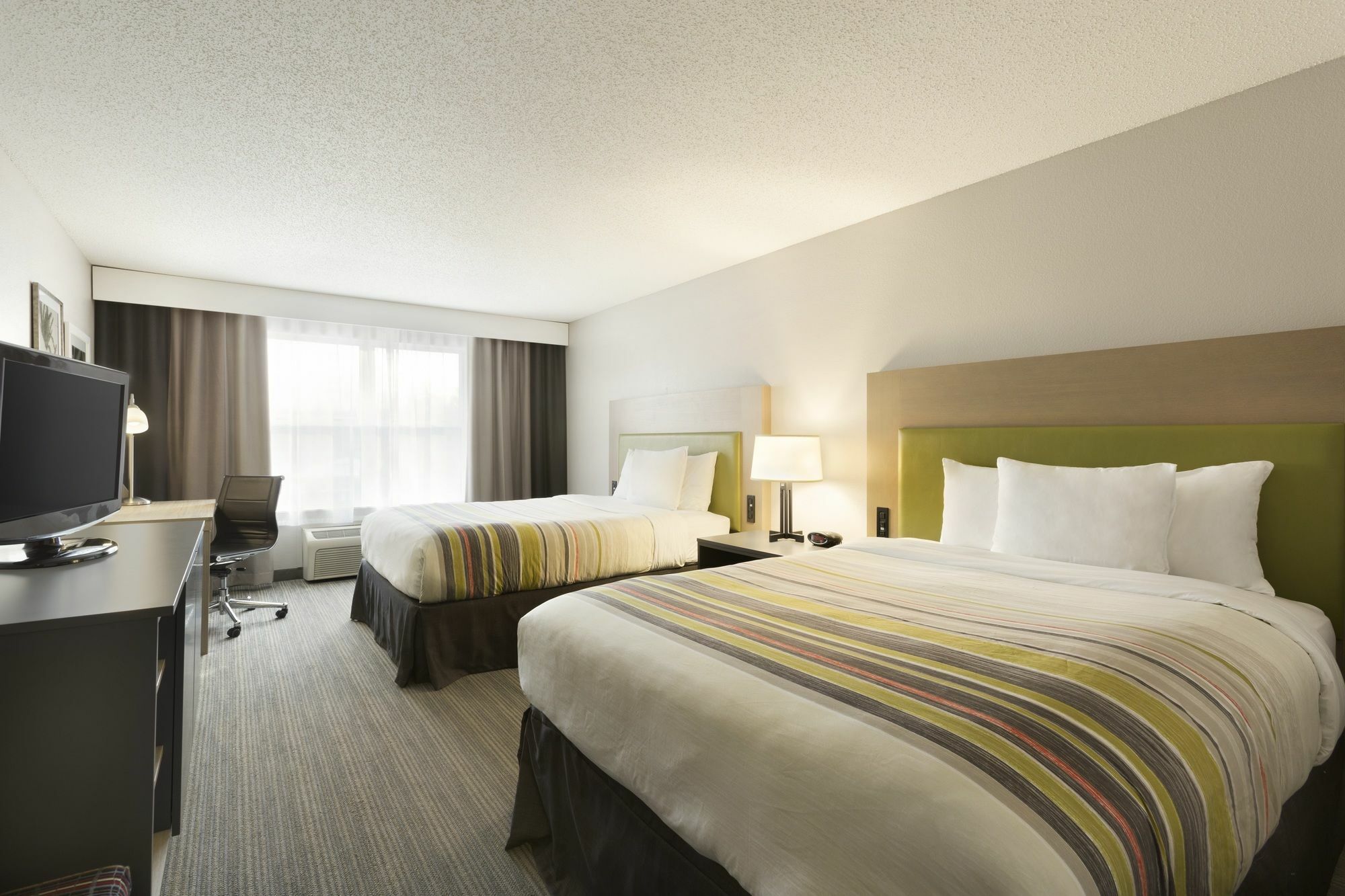 Holiday Inn Express & Suites Marquette By Ihg Eksteriør billede